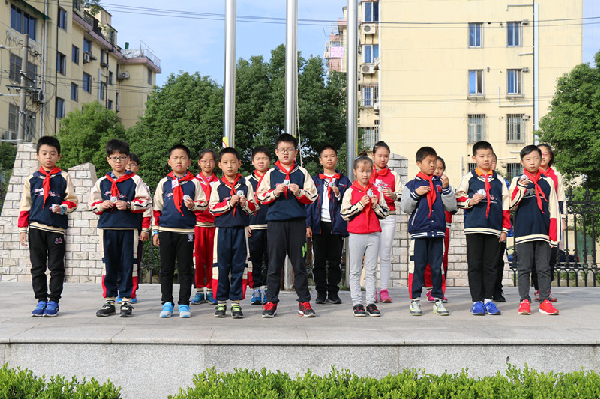 青浦佳禾小学开展喜迎十九大共筑中国梦功夫小飞龙少儿武术体验活动
